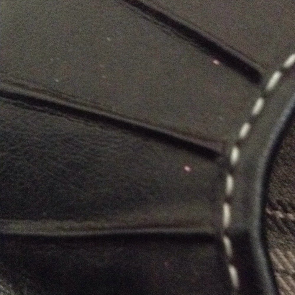 Shoes - Picture 3 of 6